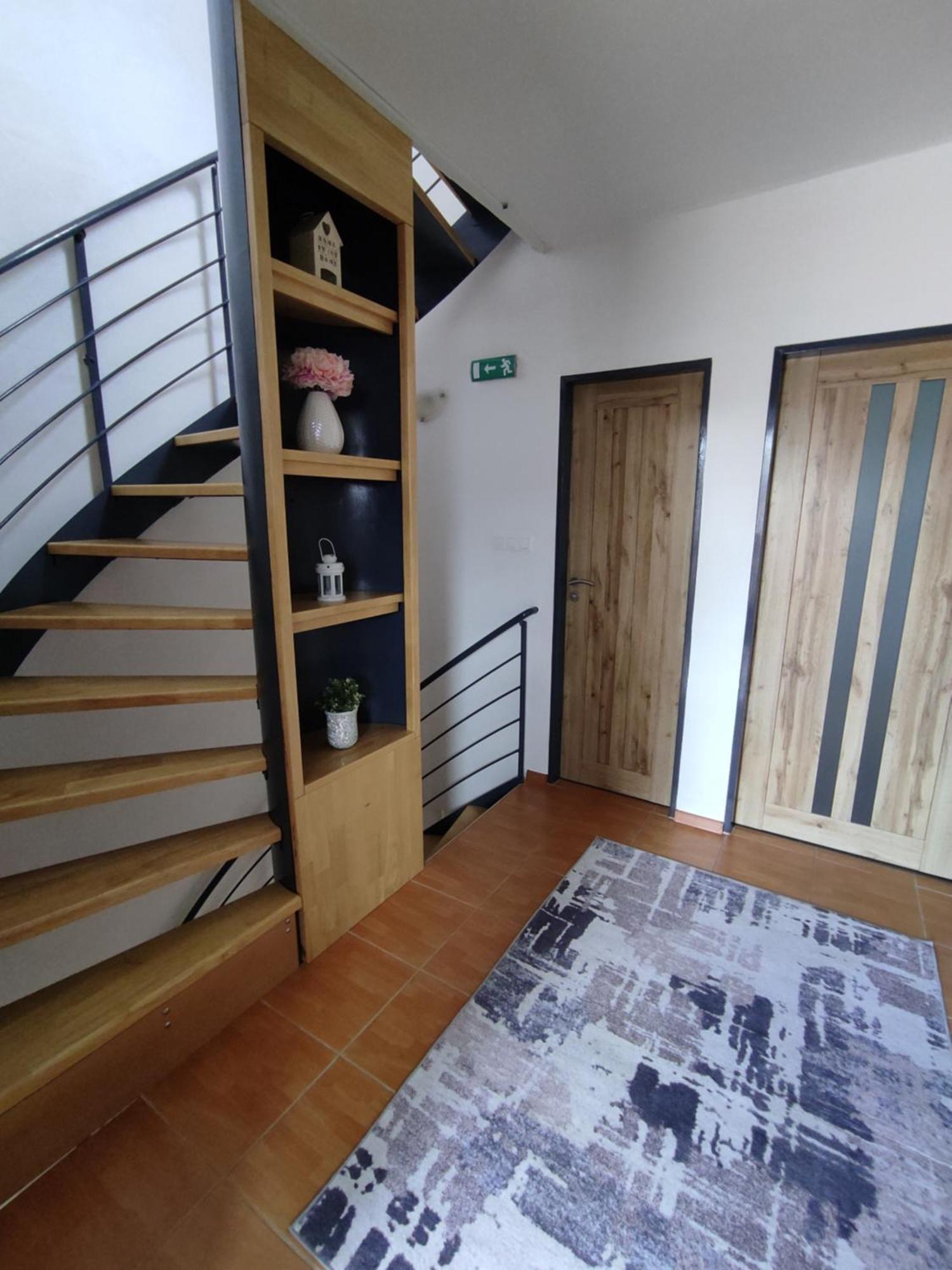 Appartement Ubytovani Ema à Valtice Extérieur photo